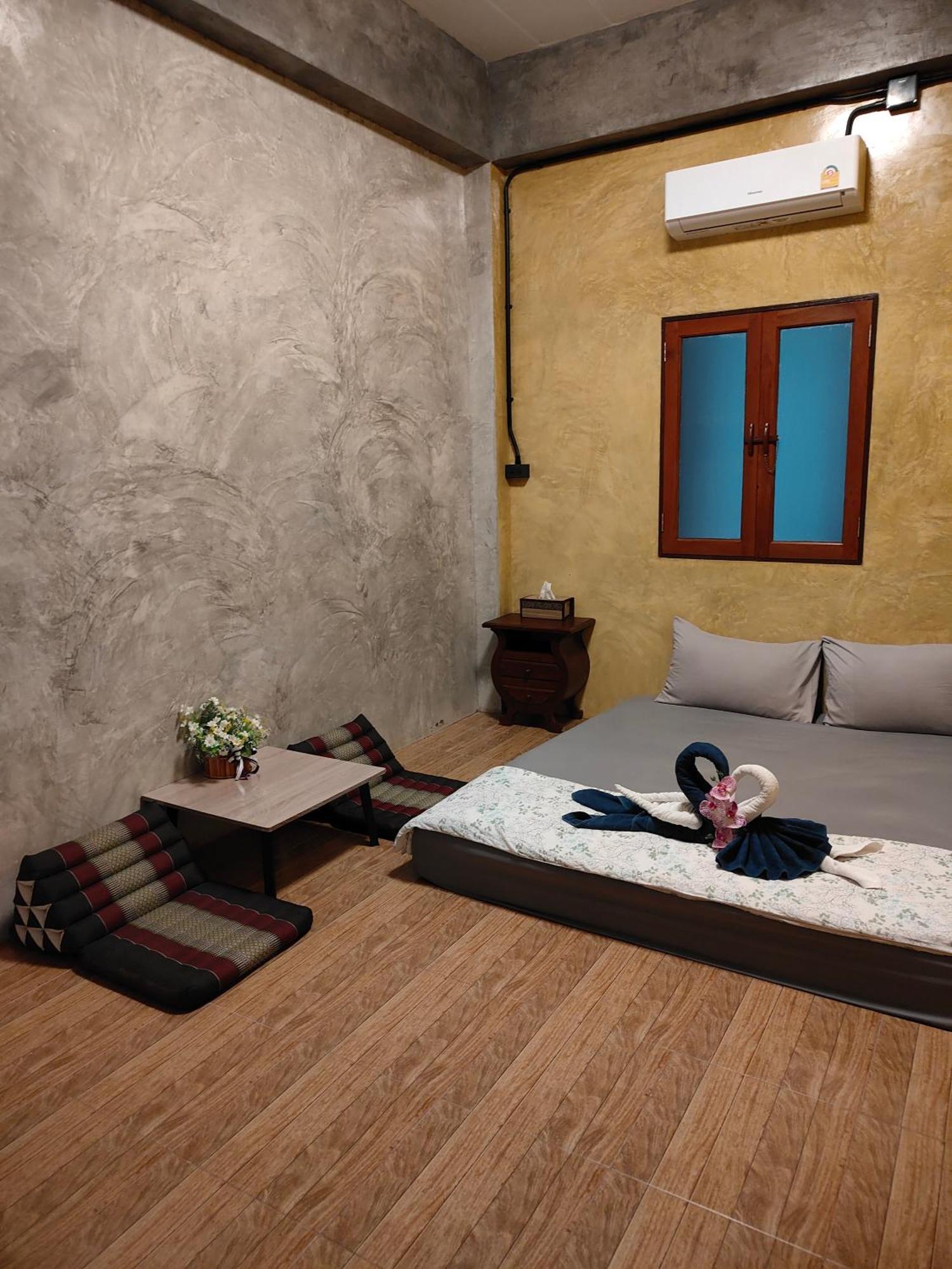 Smilingface Guesthouse Сукотай Екстериор снимка