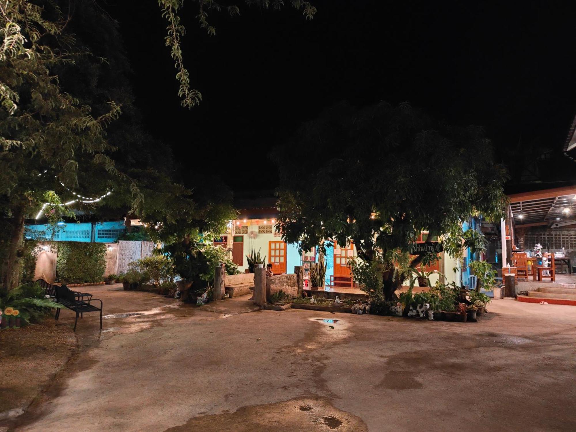 Smilingface Guesthouse Сукотай Екстериор снимка