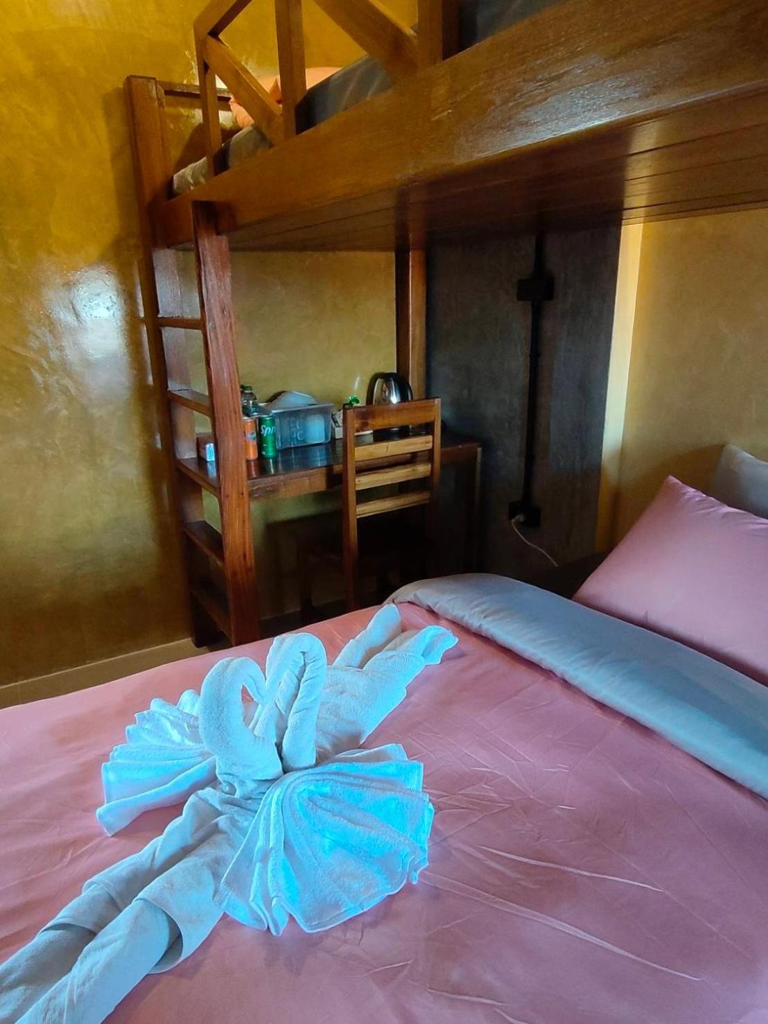 Smilingface Guesthouse Сукотай Екстериор снимка